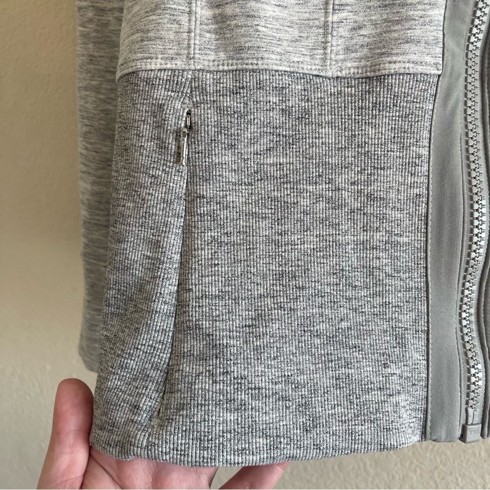 Athleta Fitted Victory Hoodie in Gray Full Zip Sweatshirt Womens Size Medium - Picture 4 of 10